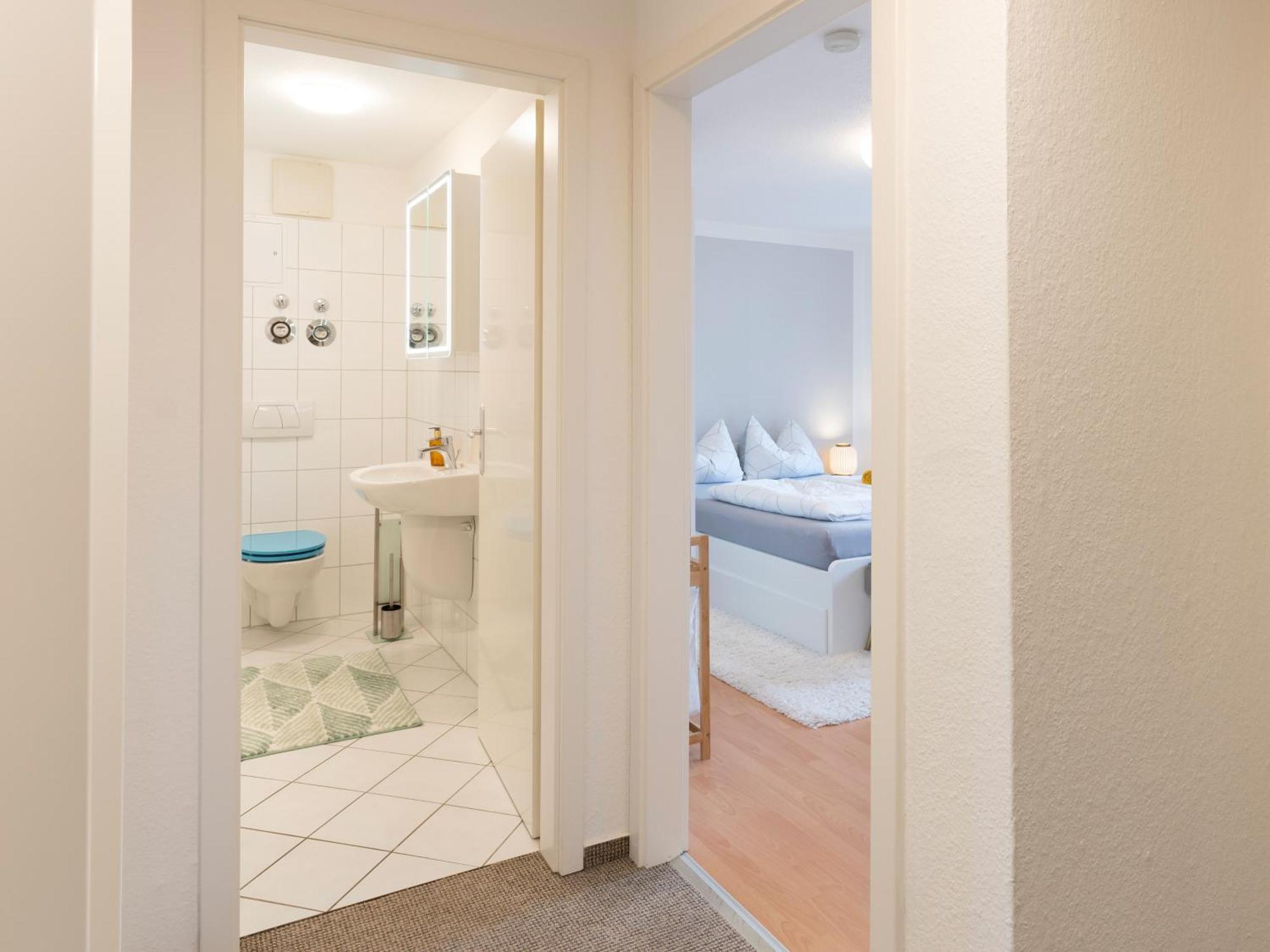 Schlosskoenig - Modernes & Zentrales Apartment Mit Balkon Und Arbeitsplatz Σβερίν Εξωτερικό φωτογραφία