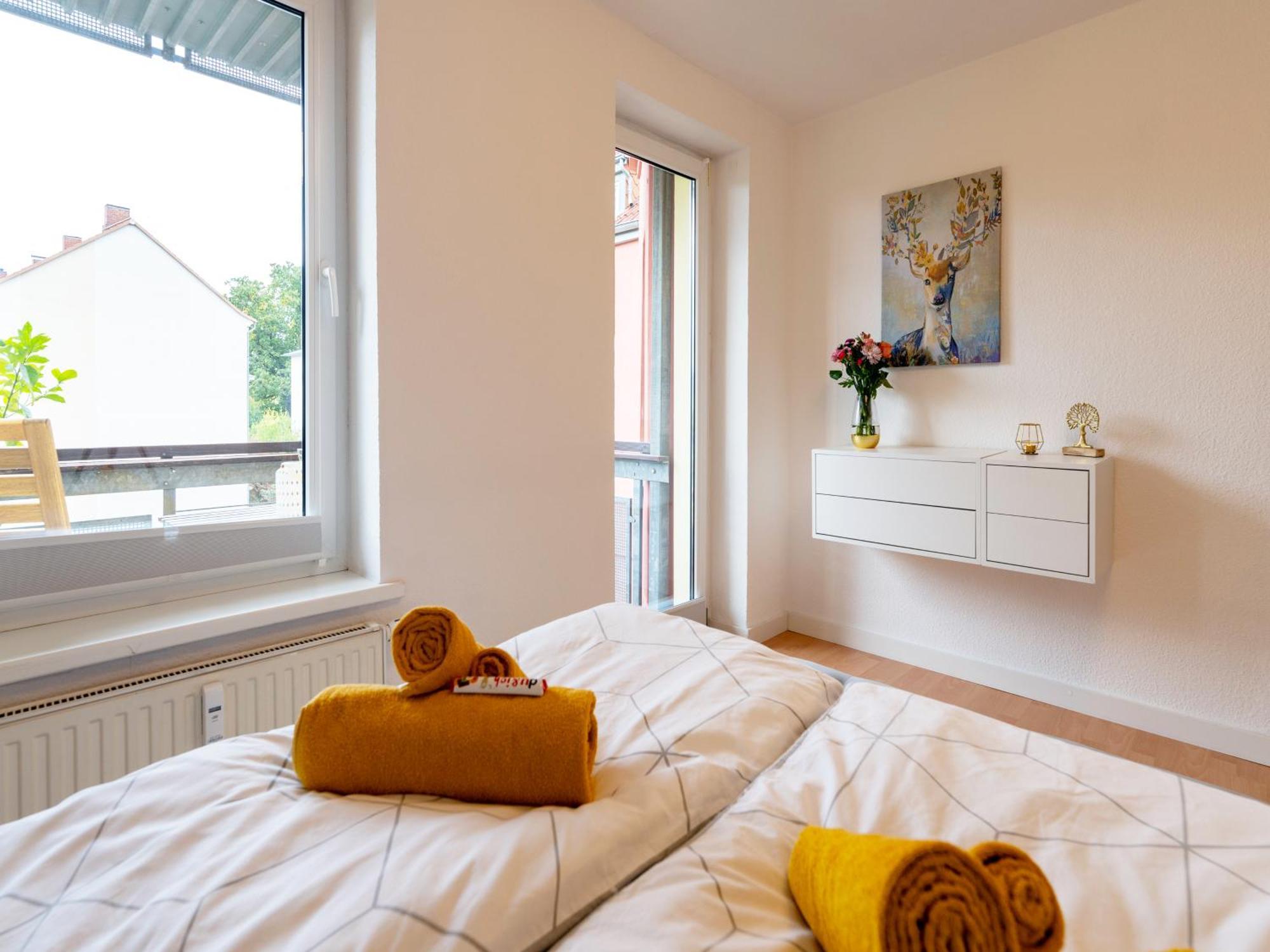 Schlosskoenig - Modernes & Zentrales Apartment Mit Balkon Und Arbeitsplatz Σβερίν Εξωτερικό φωτογραφία