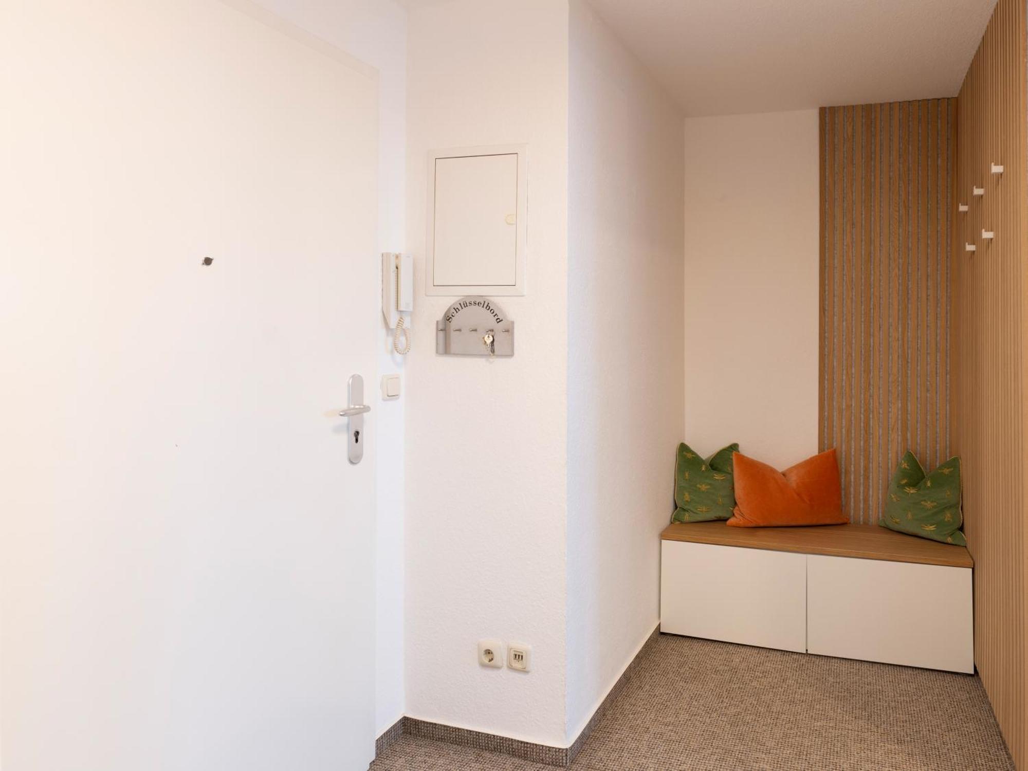 Schlosskoenig - Modernes & Zentrales Apartment Mit Balkon Und Arbeitsplatz Σβερίν Εξωτερικό φωτογραφία